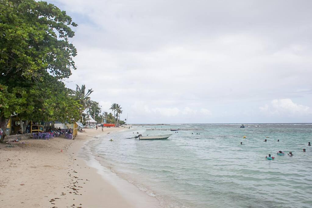 Vacances A La Plage Sainte-Anne  Zewnętrze zdjęcie