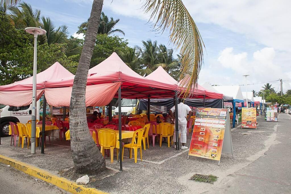 Vacances A La Plage Sainte-Anne  Zewnętrze zdjęcie